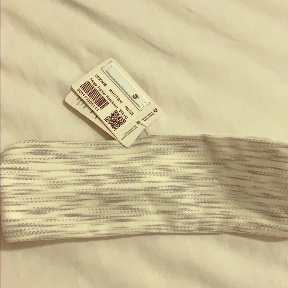 Lululemon Fringe Fighter Headband
